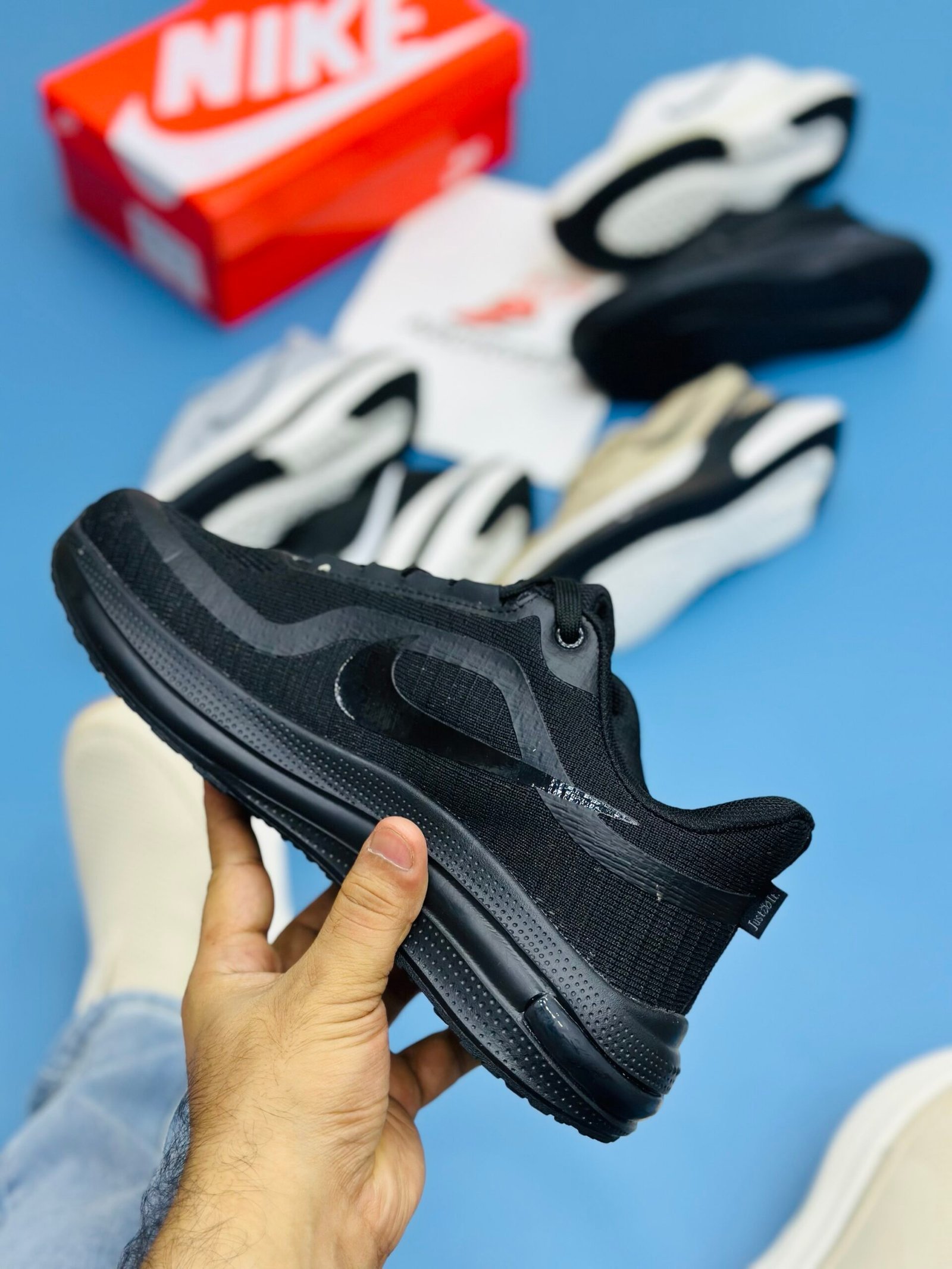 NK Air Zoom - Full Black - Image 3