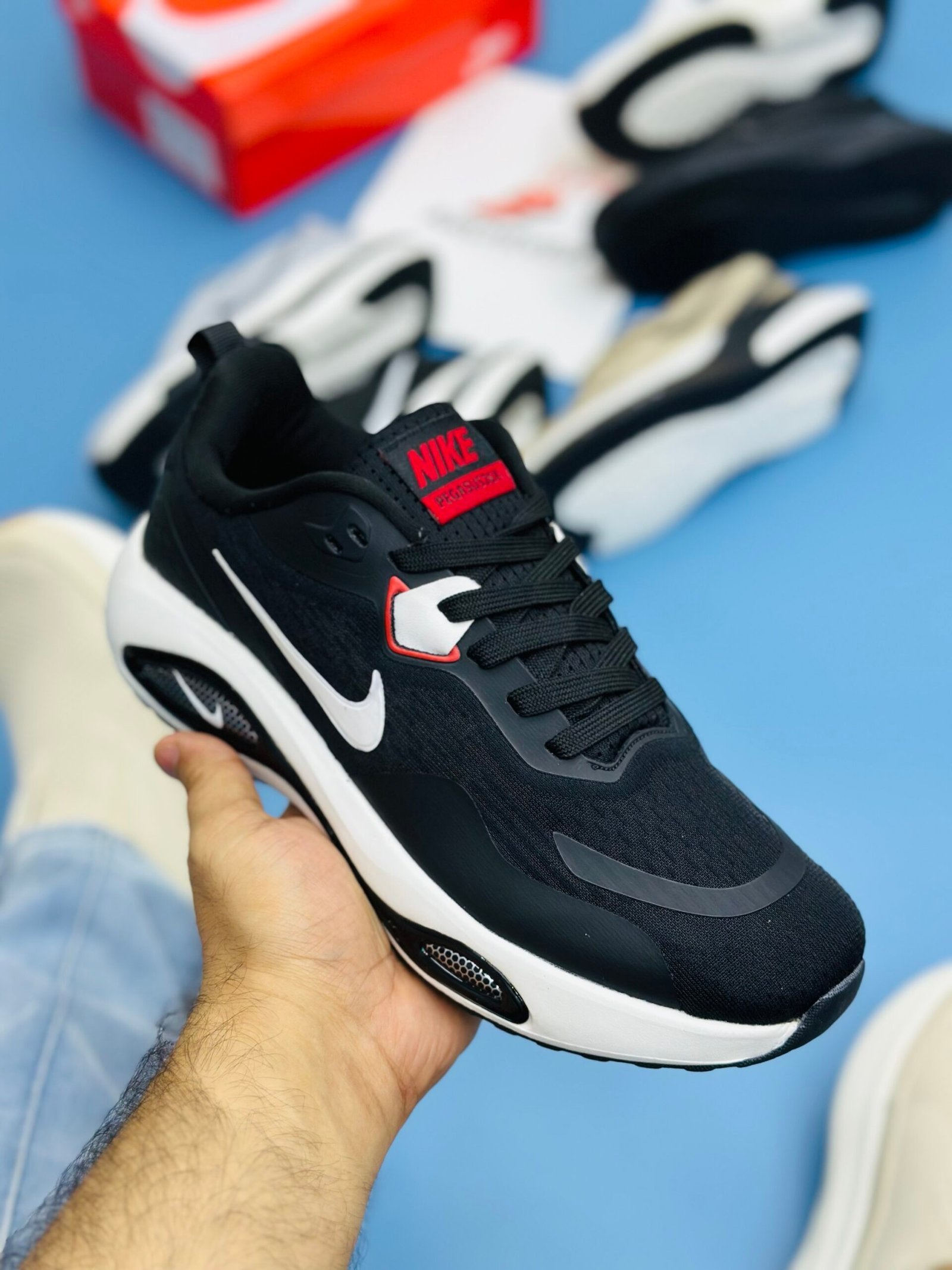 NK Fly Zoom - Black - Image 2