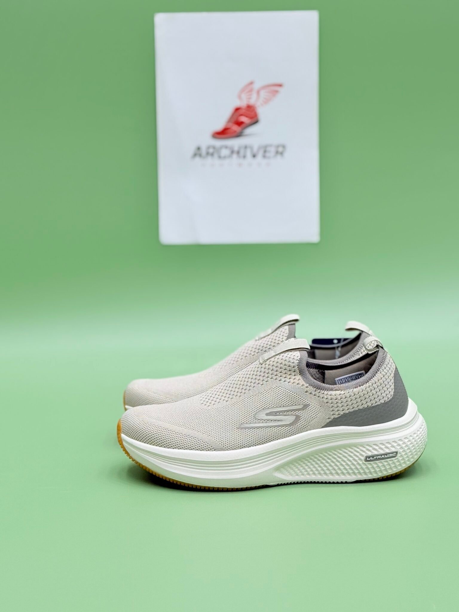 Skecher Ultra medicated Cushion -Cream. - Image 3