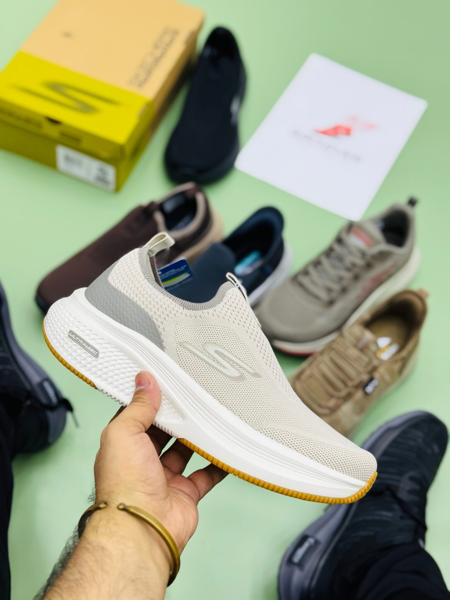 Skecher Ultra medicated Cushion -Cream.