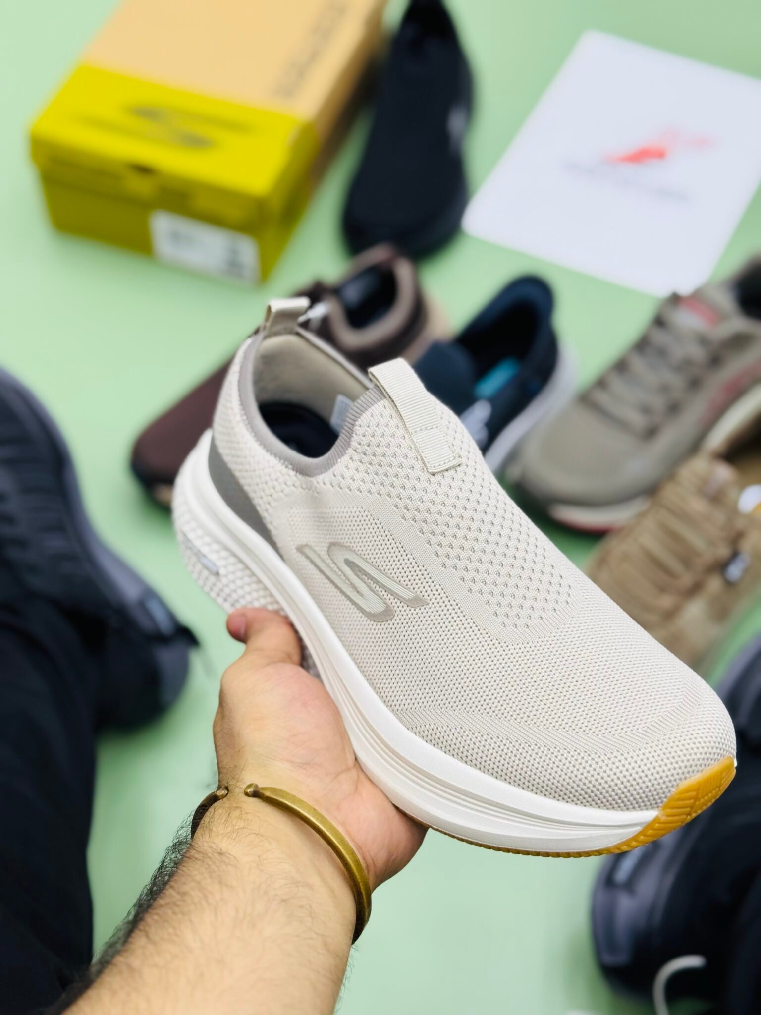 Skecher Ultra medicated Cushion -Cream. - Image 4