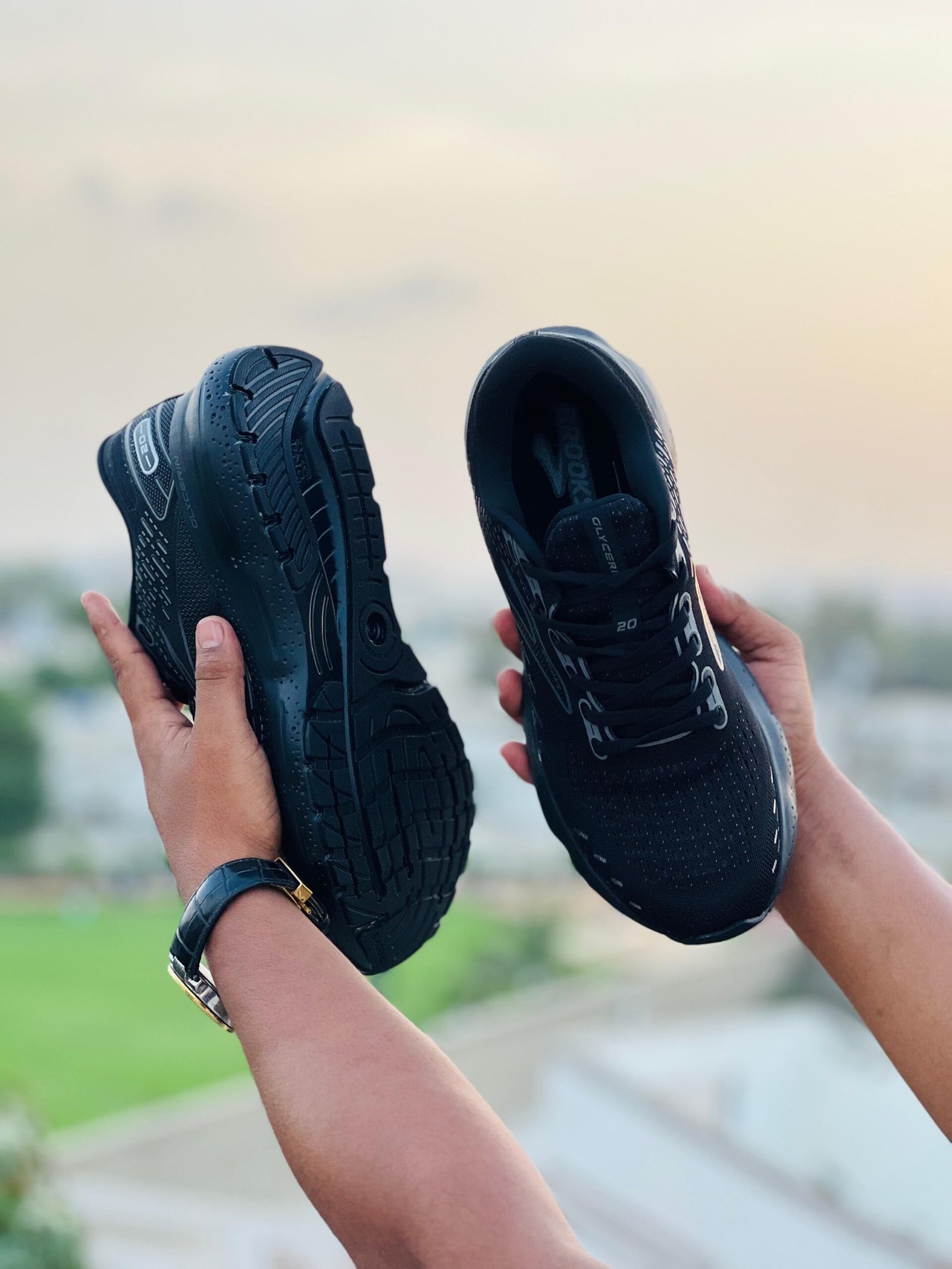 Brooks Glycerin 20 - Full Black - Image 5
