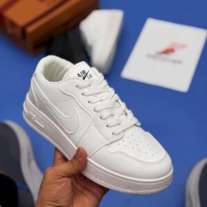 Alternative view of StreetForce White