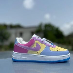 Alternative view of Af-1 White UV1:1 Colour Change